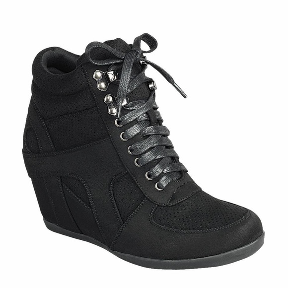 Black Casual Lace Up High Heel Wedge Sneakers - Picture 2 of 7
